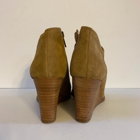 Lucky Brand Tan Suede Wedge Ankle Boot - Picture 4 of 6